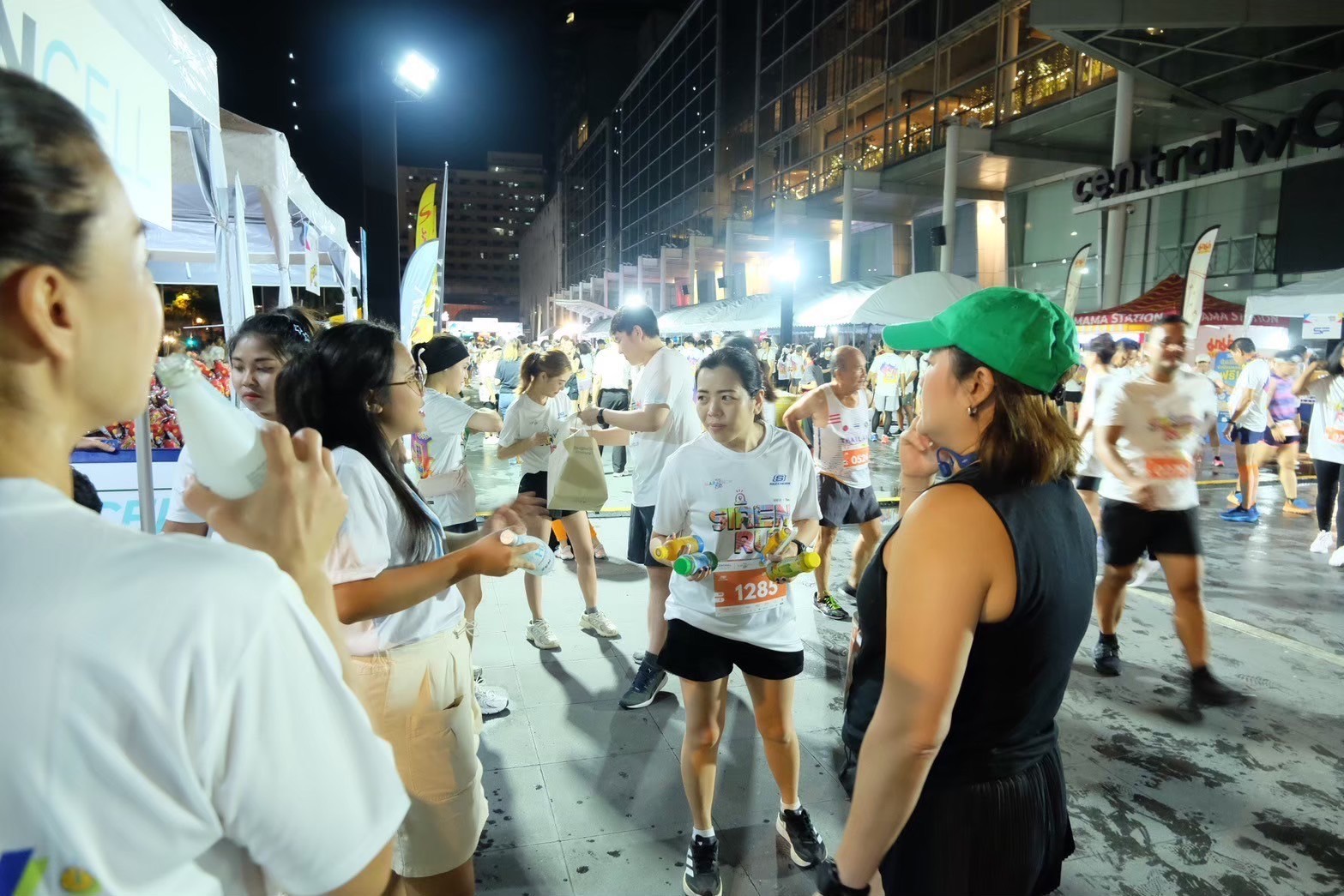 LINE_ALBUM_Marathon central_250120_57